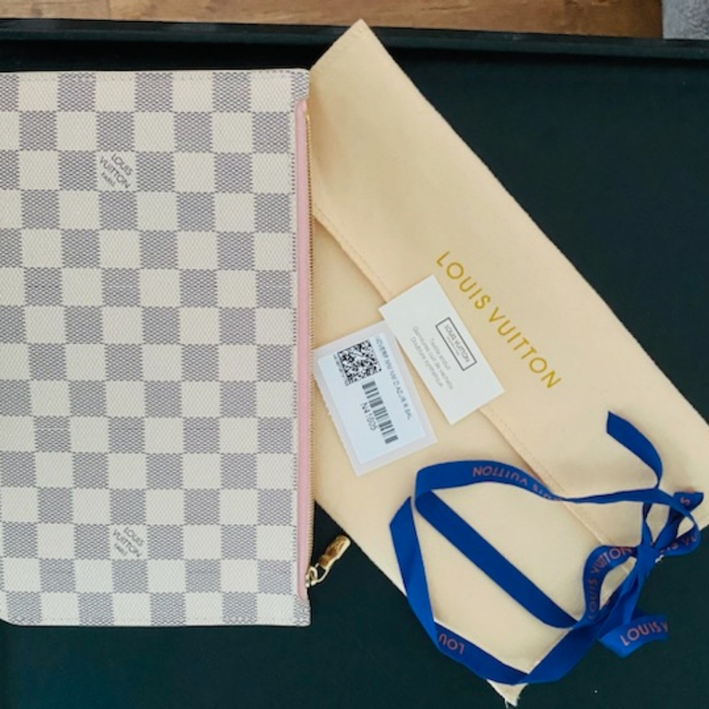 Damier Azur Rose Ballerina neverfull MM Pouch
